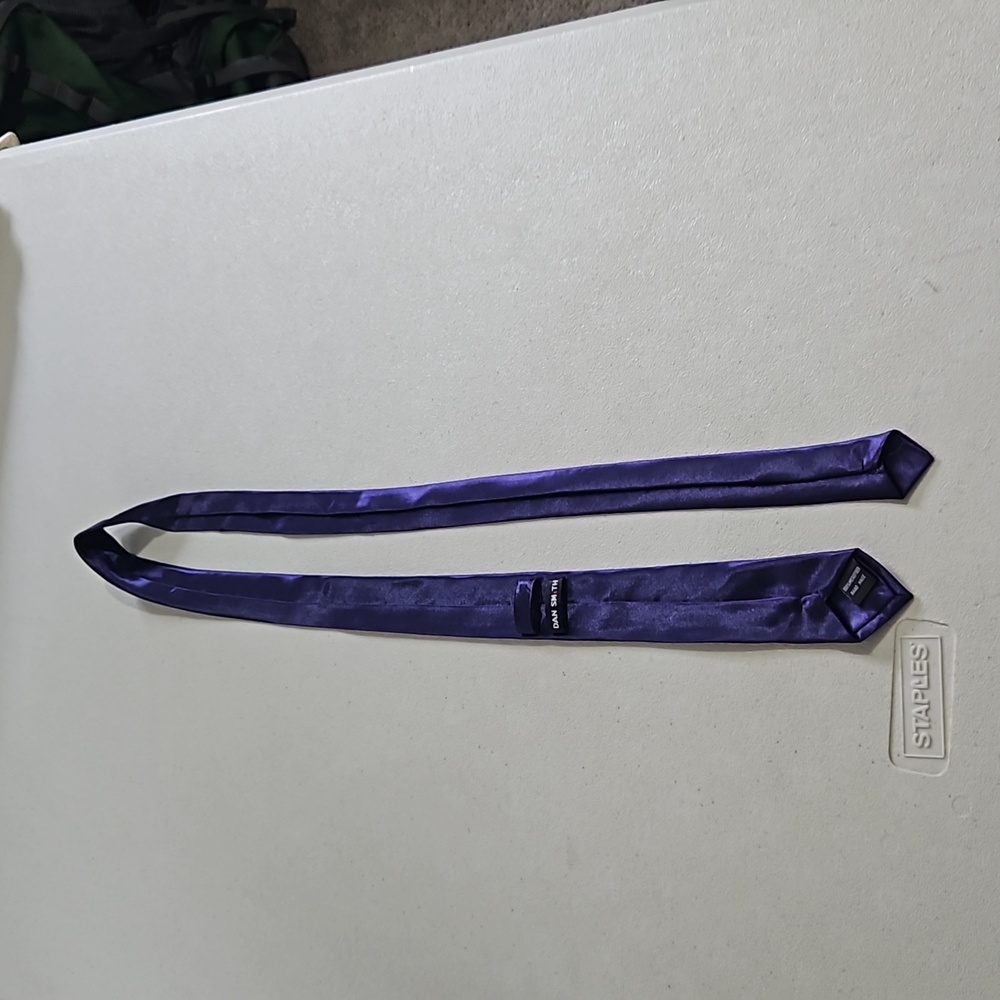 Men's tie